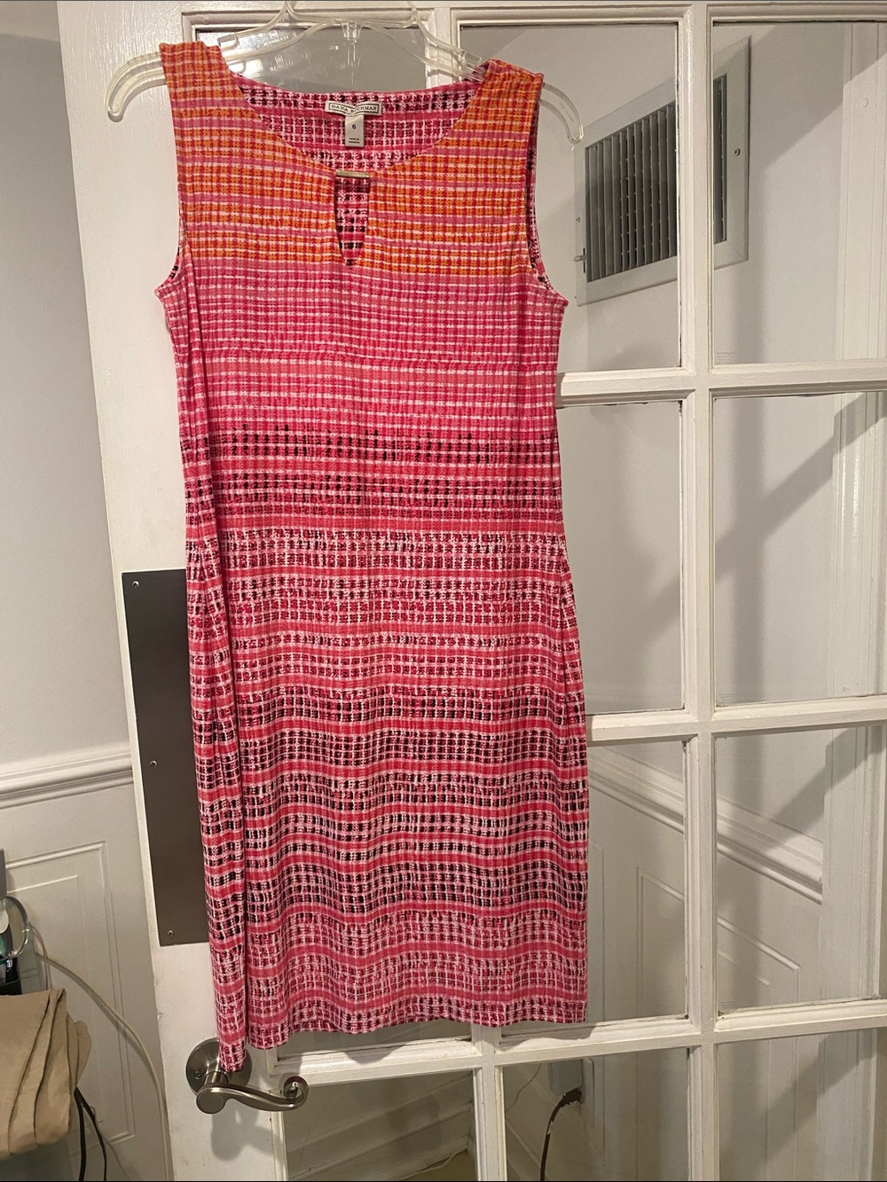 Dana Buchman size 6 Dress good condition